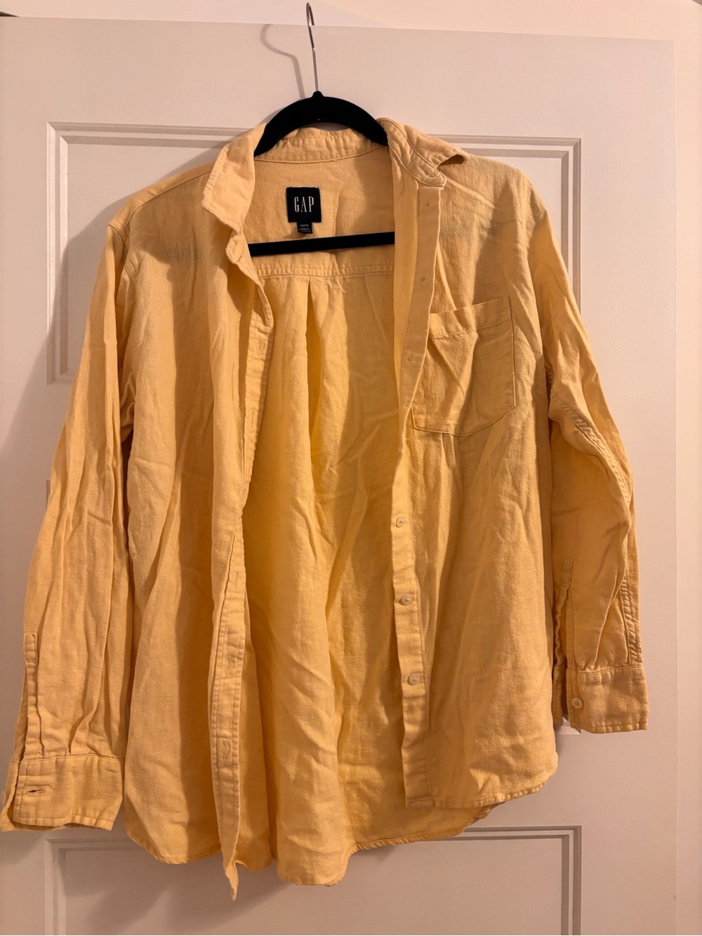 Yellow linen blend gap button up